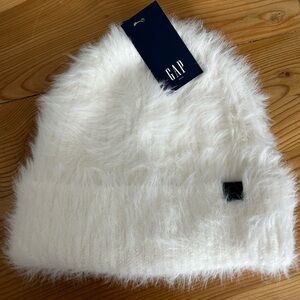 GAP Soft Fluffy white Beanie